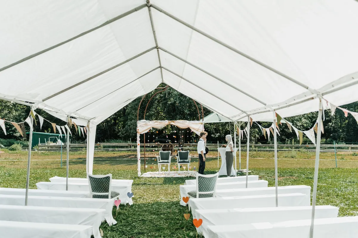 Wedding Bunting Ideas for Barn and Outdoor Venues